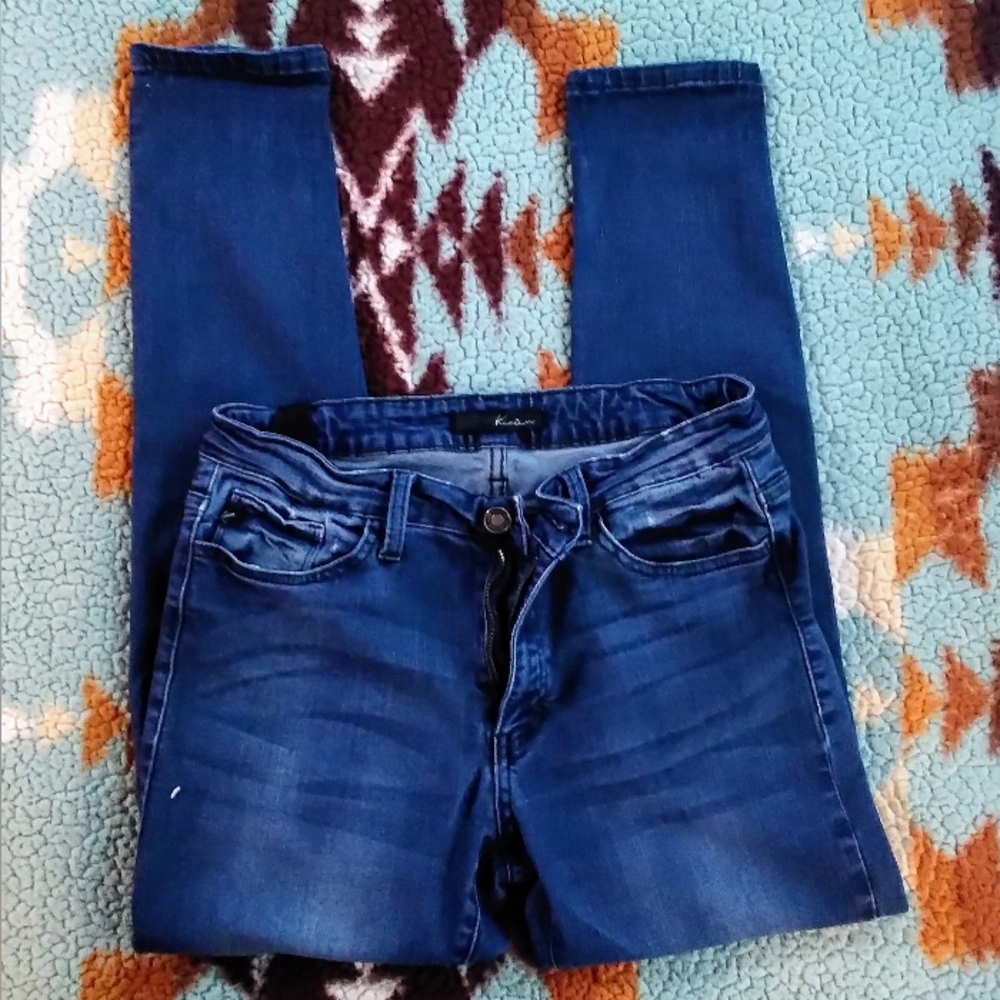 ⭐Bundle 5 for 25 with anything marked with a star. Dark Blue Skinny Jeans